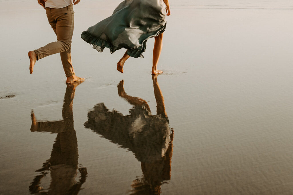 San Diego Wedding Photographer, San Diego Elopement Photographer, Beach Wedding Photos, Wedding Photographer in SoCal, Couples Photo ideas, Engagement Photos on the Beach , Weddings in San Diego, Engagement session in San Diego,San Diego,Best San Diego Wedding Photographer