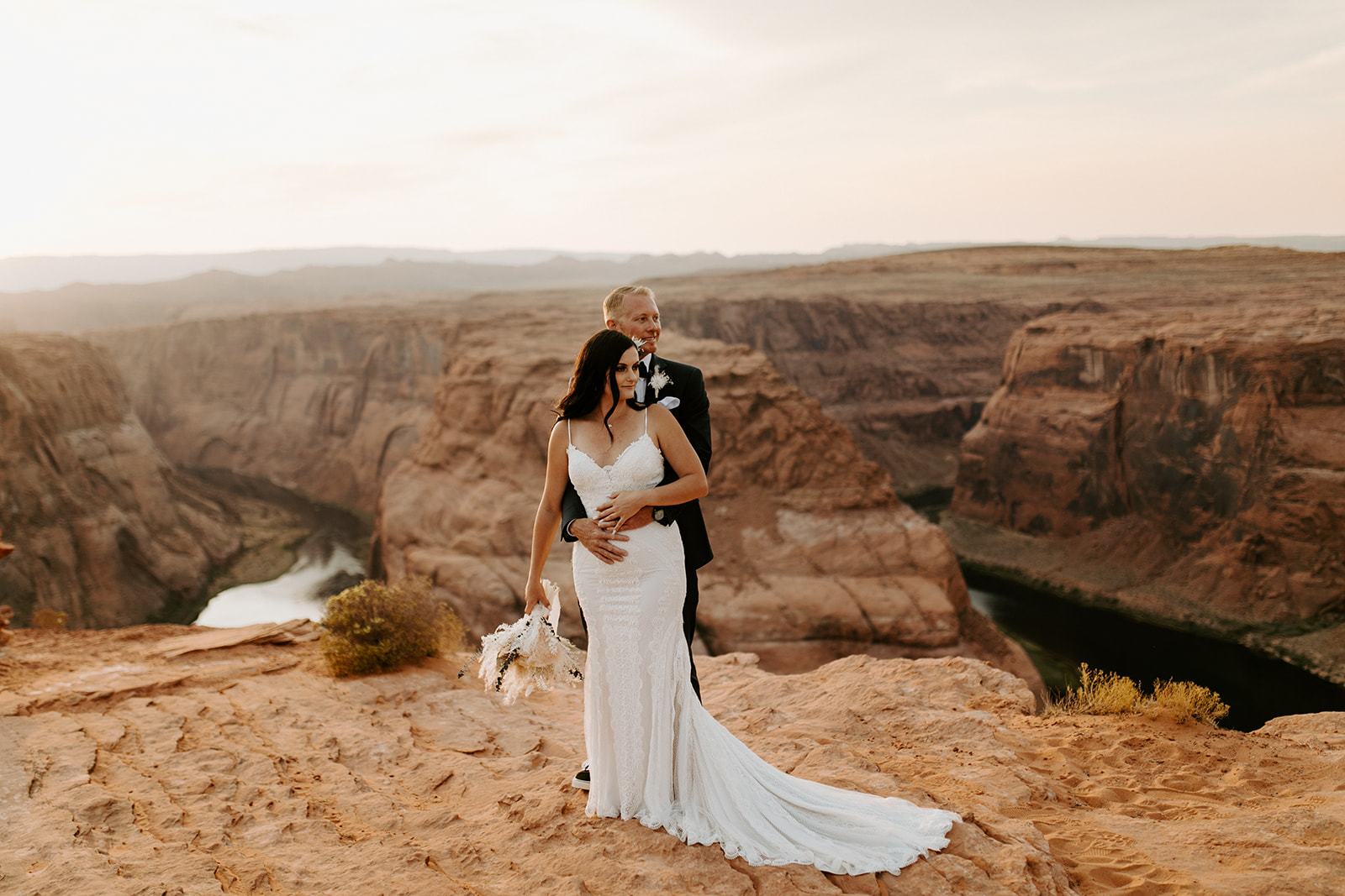 Lake Powell and Horseshoe Bend Elopement.