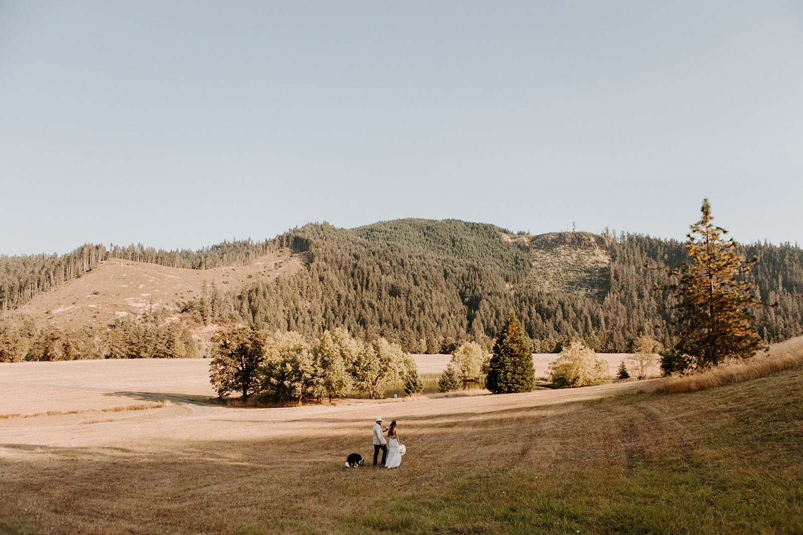 Yellowstone Wedding Style, Oregon Wedding Photographer, Ranch Weddings