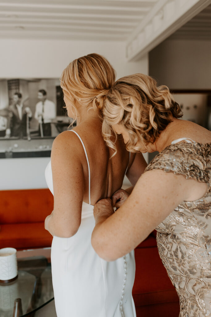Anza Borrego Wedding, Southern California Wedding Photographer, Wedding in the Desert, Bronco Wedding, Palm Springs Wedding Photographer, Anza Borrego Wedding Photographer, San Diego Wedding Photographer, Ford Bronco Wedding, Desert Wedding, Off road wedding,