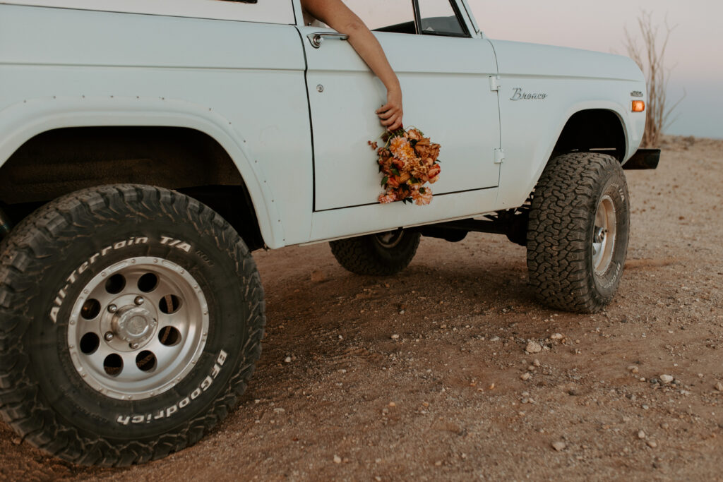 How to Elope on a budget, Weddings with out breaking the bank, Recession Proof Elopement, California Elopements, Yosemite Elopements, Economy Friendly wedding