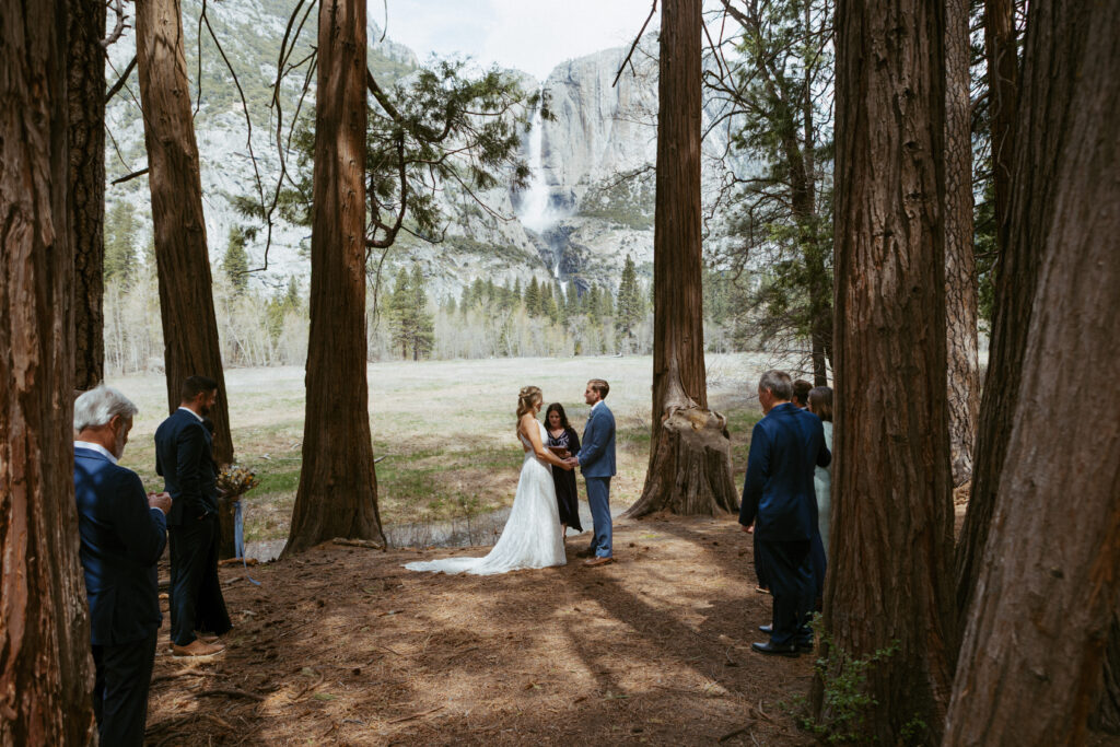 Yosemite Elopement Photographer, Yosemite Wedding Photographer, Northern California Wedding Photographer, Adventure Elopement, Yosemite Weddings, Yosemite Elopement Photographer, Nature Lovers, Intimate Wedding Photographer, Intimate Yosemite photographer, Couples elopement in Yosemite,