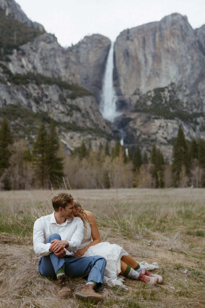 Yosemite Elopement Photographer, Yosemite Wedding Photographer, Northern California Wedding Photographer, Adventure Elopement, Yosemite Weddings, Yosemite Elopement Photographer, Nature Lovers, Intimate Wedding Photographer, Intimate Yosemite photographer, Couples elopement in Yosemite, Yosemite Falls,