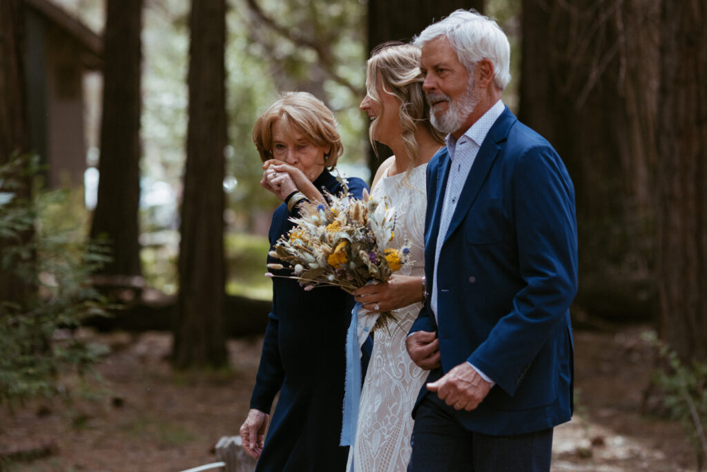 Yosemite Elopement Photographer, Yosemite Wedding Photographer, Northern California Wedding Photographer, Adventure Elopement, Yosemite Weddings, Yosemite Elopement Photographer, Nature Lovers, Intimate Wedding Photographer, Intimate Yosemite photographer, Couples elopement in Yosemite,