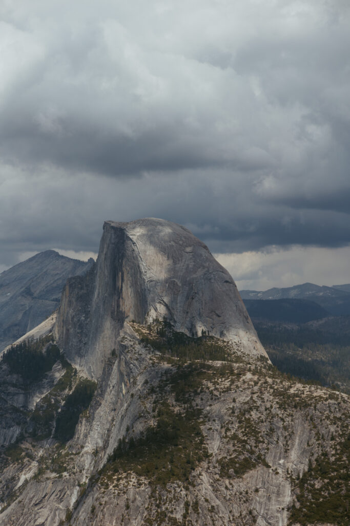 Yosemite Proposal Locations, Proposing in Yosemite, Glacier point, Where to get engaged Yosemite Engagement Photography, Yosemite Proposal Ideas, Glacier Point Proposal,