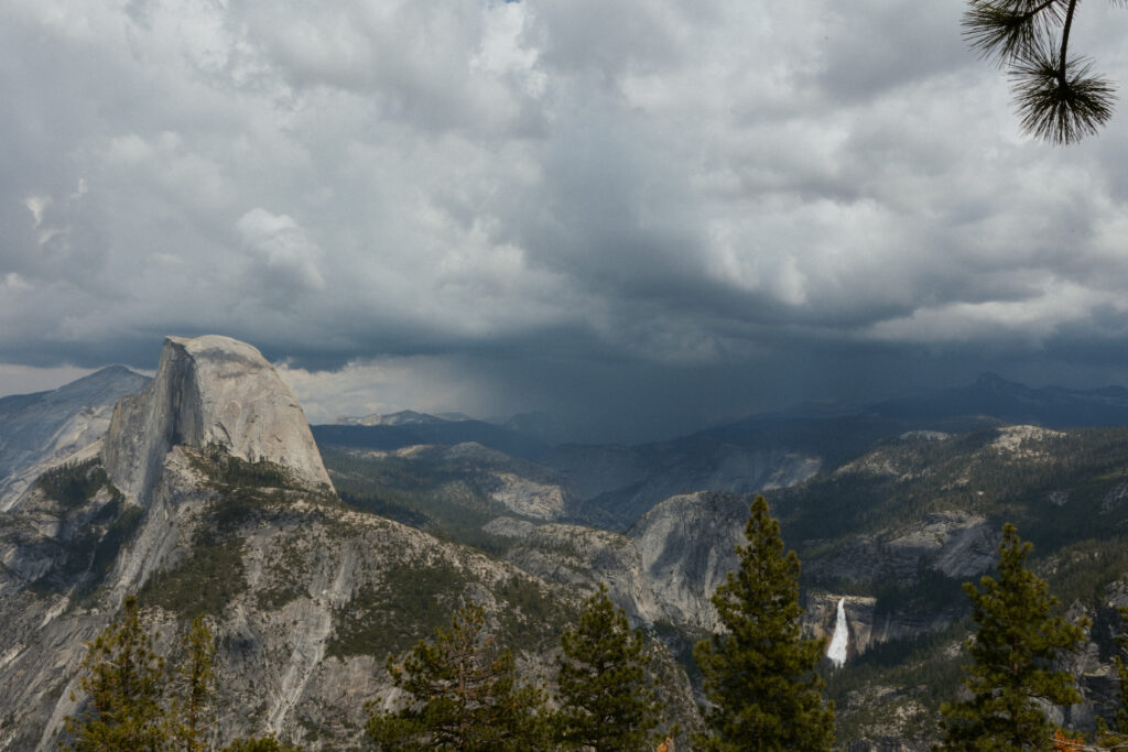 Yosemite Proposal Locations, Proposing in Yosemite, Taft point, Where to get engaged Yosemite Engagement Photography, Yosemite Proposal Ideas, Taft Point Proposal,
