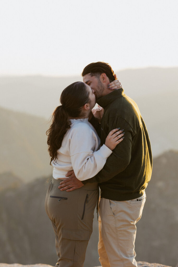 Yosemite Proposal, Taft Point Proposal, Surprise Proposal In Yosemite National Park, How to propose in Yosemite, Yosemite Proposal Photographer, taft Point Proposal Photographer, 
