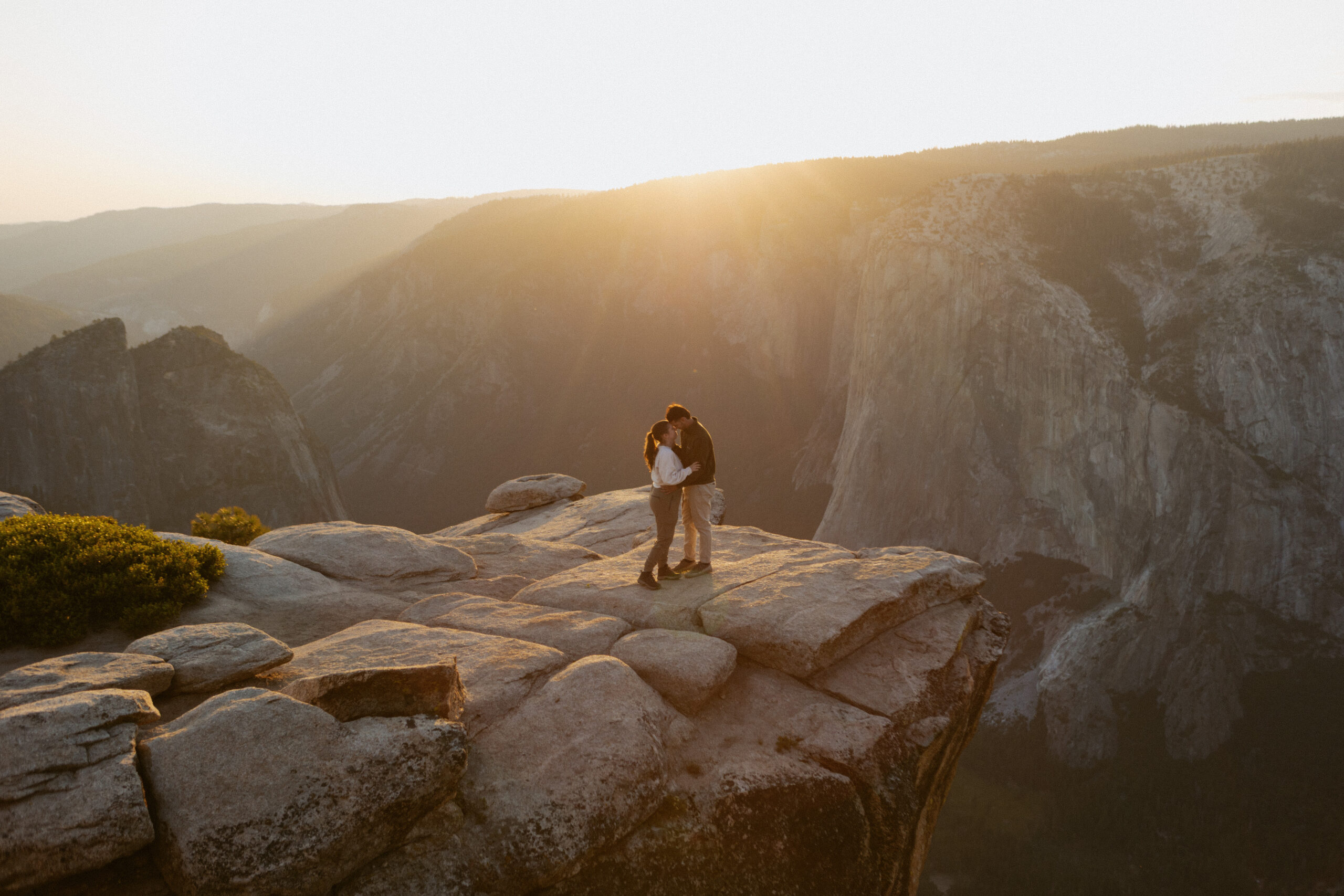 Taft Point Proposal, Yosemite National Park, Yosemite Photographer, Elopement photographer, California zElopements, Yosemite Engagement photographer,