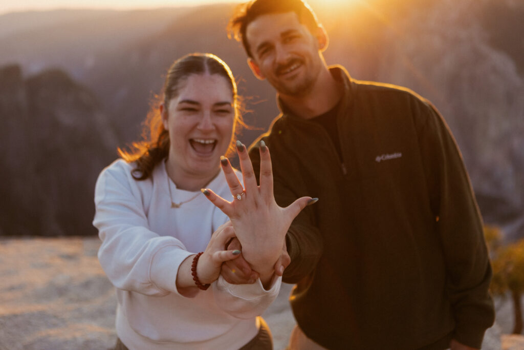 Yosemite Proposal, Taft Point Proposal, Sunset Couples Photos at Taft Point, where to propose in Yosemite,