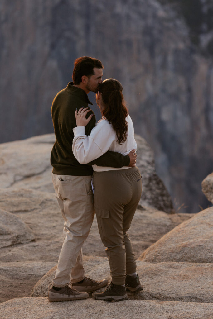 Yosemite Proposal, Taft Point Proposal, Surprise Proposal In Yosemite National Park, How to propose in Yosemite, Yosemite Proposal Photographer, taft Point Proposal Photographer, 