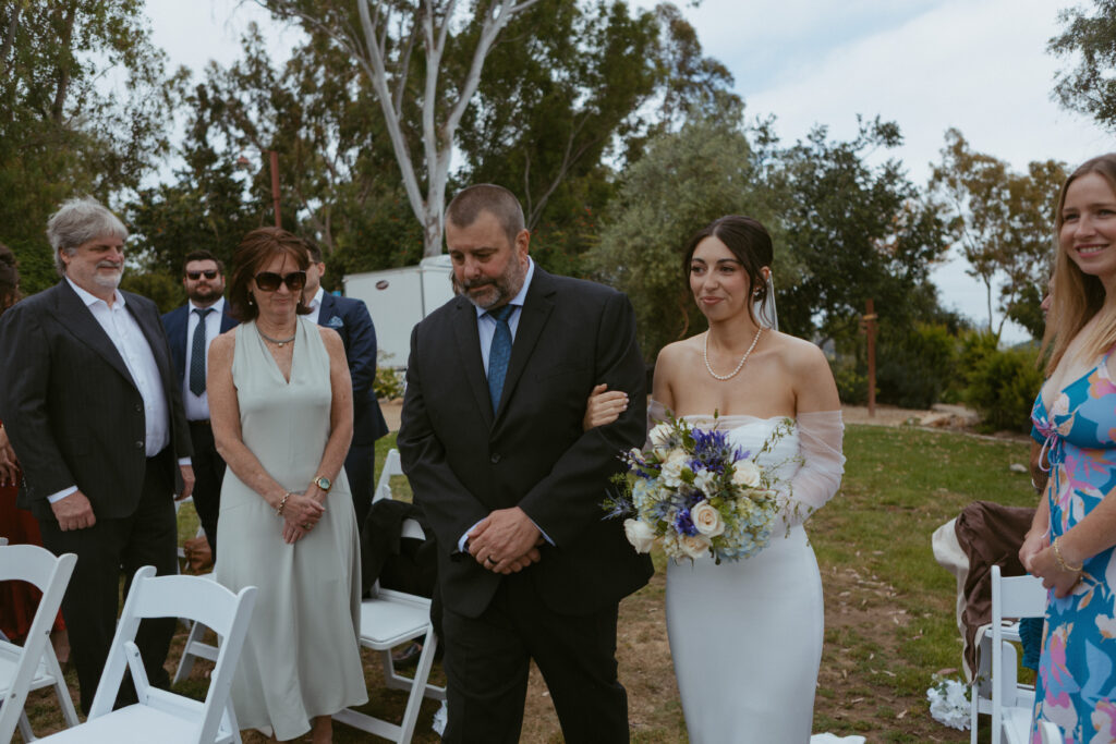 Alta Vista Botanical Gardens Wedding, Vista Wedding Photographer, California wedding photographer, San Diego Wedding Photographer, Garden Weddings,