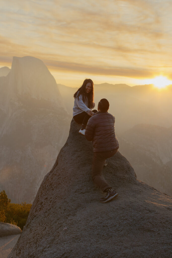 Glacier Point Surprise Proposal in Yosemite. They Just Got Engaged. 