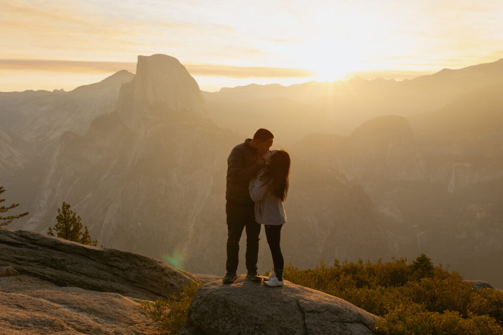 Yosemite Proposal Photographer, Glacier point Proposal, Sunrise Proposal, Where to Propose in Yosemite, Proposal Photographer, 