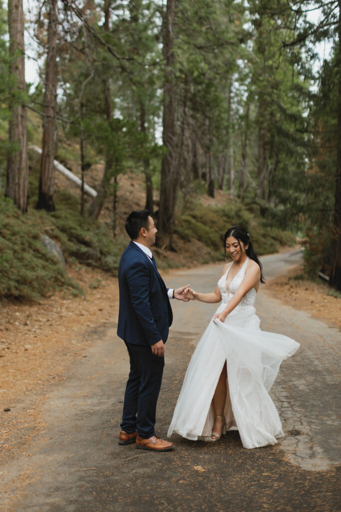 Yosemite Wedding Photographer, Wedding Venues in Yosemite, How to get married in Yosemite, Where to get married in Yosemite, Rush creek Lodge, Firefall Ranch , Evergreen Lodge, 